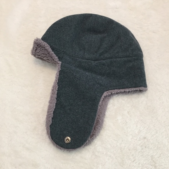 Military cold weather wool hat size small - Picture 1 of 3